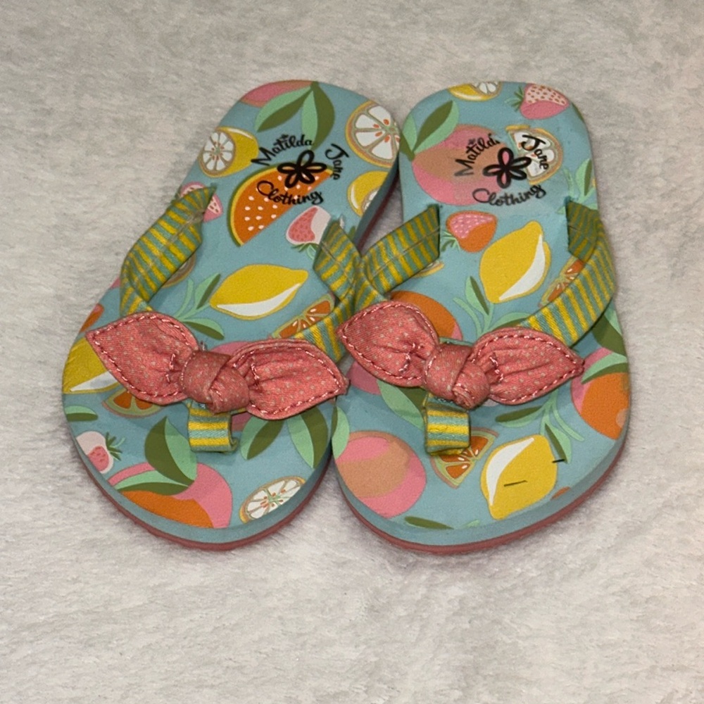 Toddler Girls Matilda Jane Flip Flops size 6